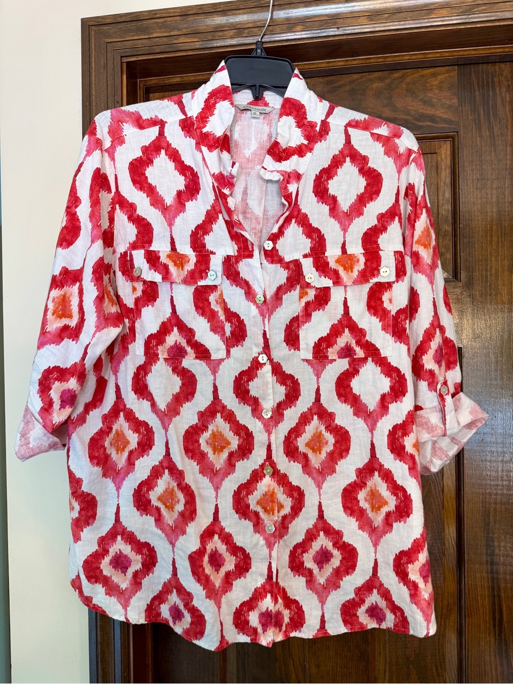 John Mark White and Red and Pink Printed Button-Front Shirt